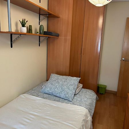 Comoda Habitacion Individual Madrid Kültér fotó